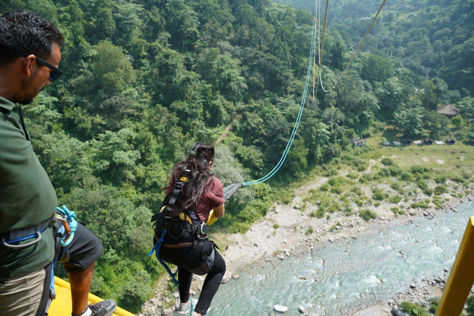 Tips for Choosing the Right Vendor for Booking Adventure Sports in India